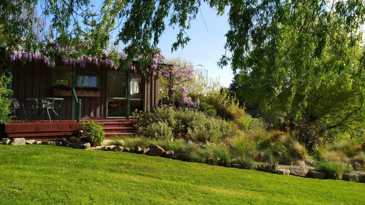 Waterwheel Cottage Upper Moutere Esterno foto