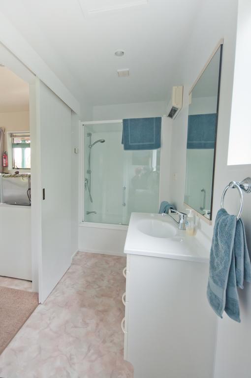 Waterwheel Cottage Upper Moutere Camera foto