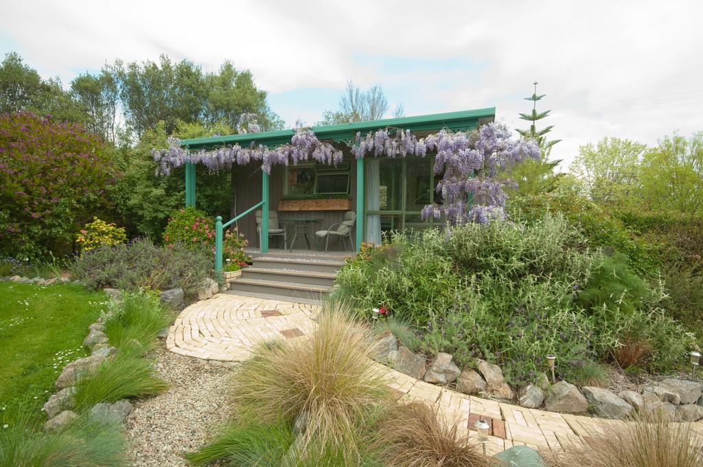 Waterwheel Cottage Upper Moutere Esterno foto